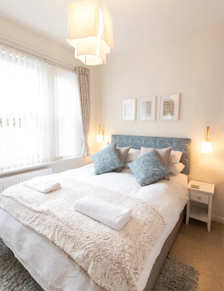 Bedroom with double bed